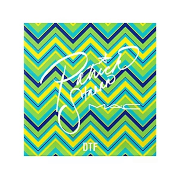 MAC Patrick Starrr Powder Hot & Heavy Limited Edition NEW - Picture 3 of 6